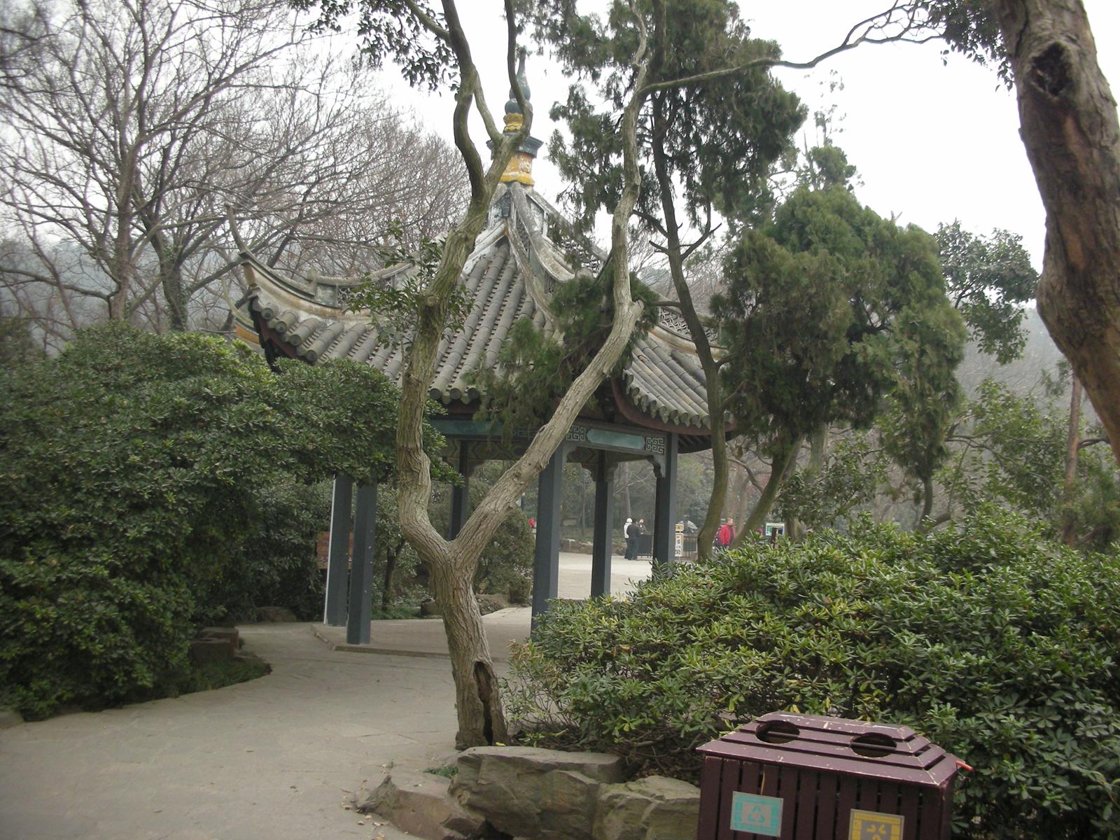 2000年ほど前は錫(スズ)の産地だったが、今は錫がない無錫(その2..無錫を代表する観光地である太湖)